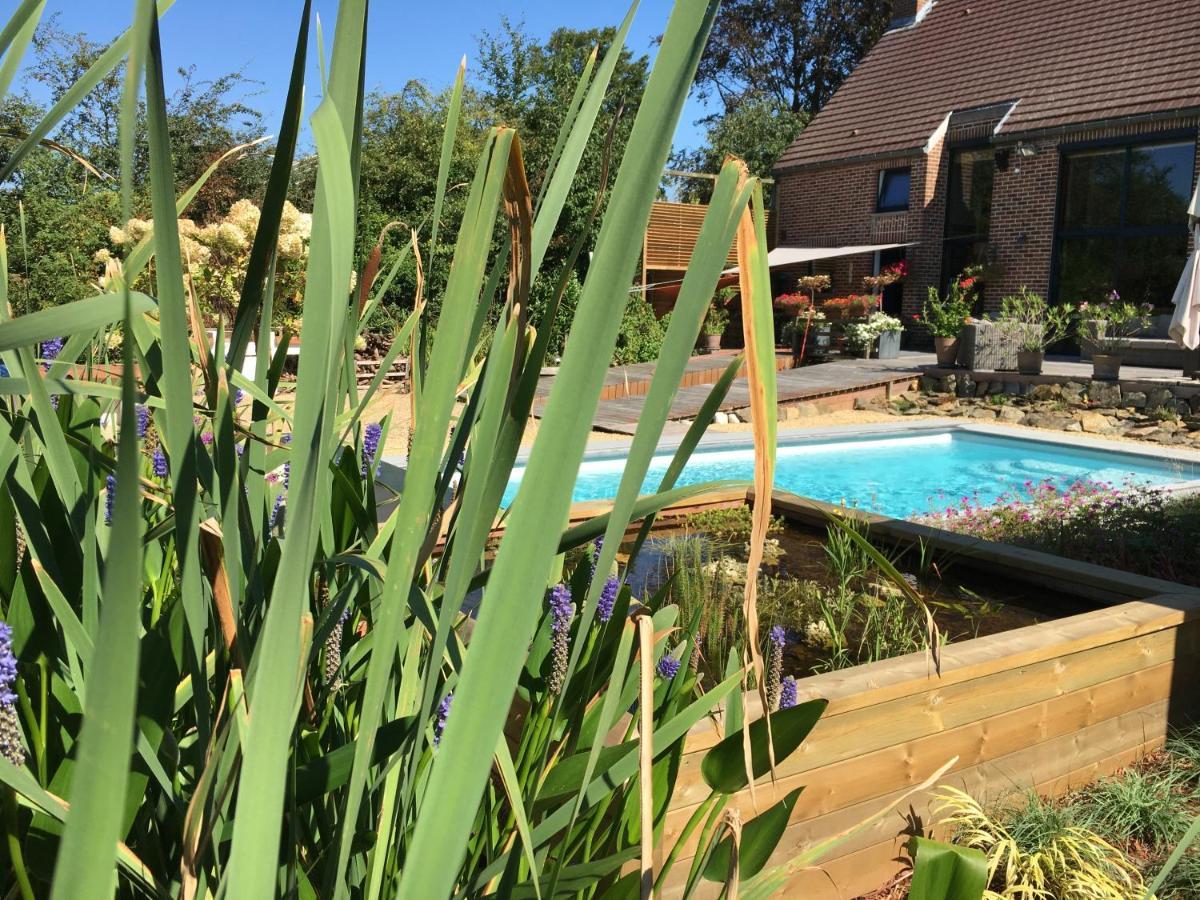 La Chambre Du Chemin Vert : Spa Piscine Sauna Jodoigne Exteriér fotografie